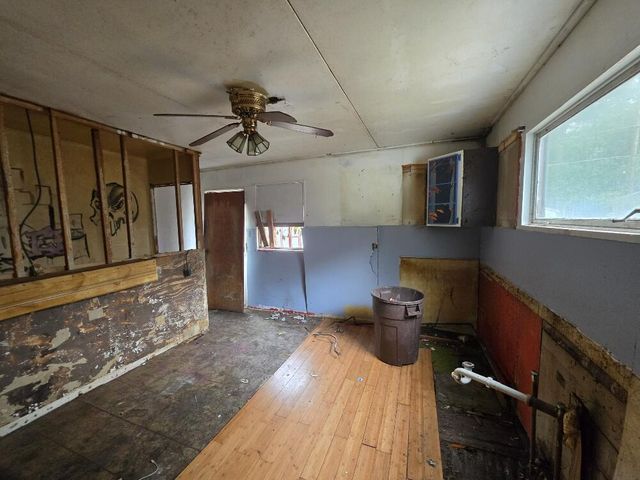 3557 S 5th PLACE, Milwaukee, WI 53207