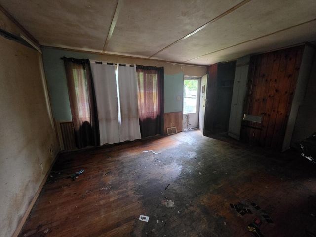 3557 S 5th PLACE, Milwaukee, WI 53207