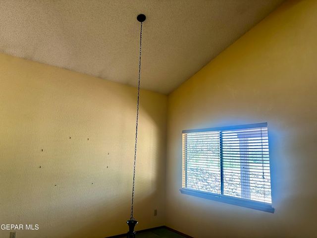 7237 Orizaba Avenue, El Paso, TX 79912