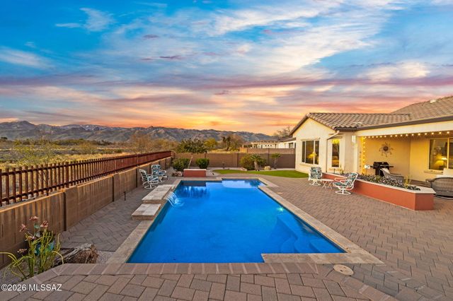 2431 N Wychwood Court, Tucson, AZ 85749