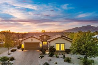 2431 N Wychwood Court, Tucson, AZ 85749