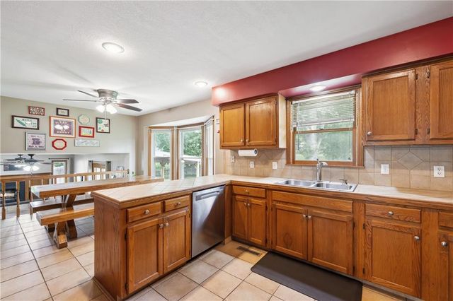 13 Baber Circle, Camden Point, MO 64018