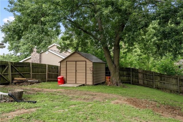 13 Baber Circle, Camden Point, MO 64018