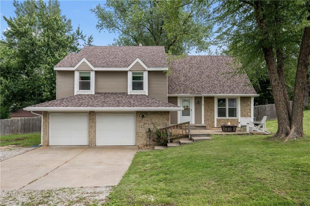 13 Baber Circle, Camden Point, MO 64018