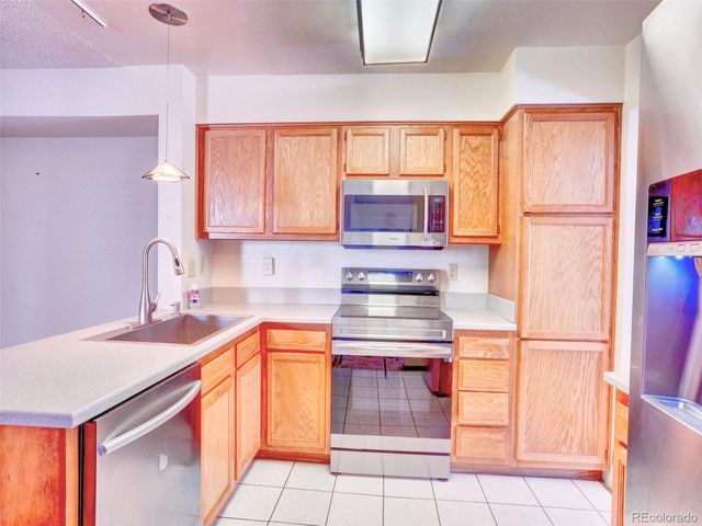 12592 E Cornell Circle, Aurora, CO 80014