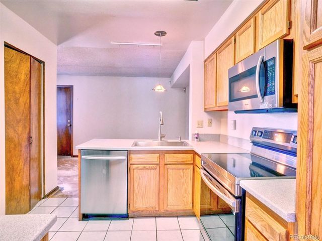 12592 E Cornell Circle, Aurora, CO 80014