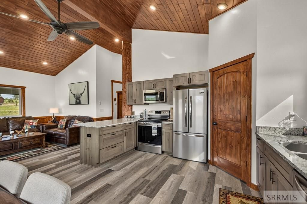 Image 10 of property listing at 3987 Joseph Drive, Island Park, ID 83429
