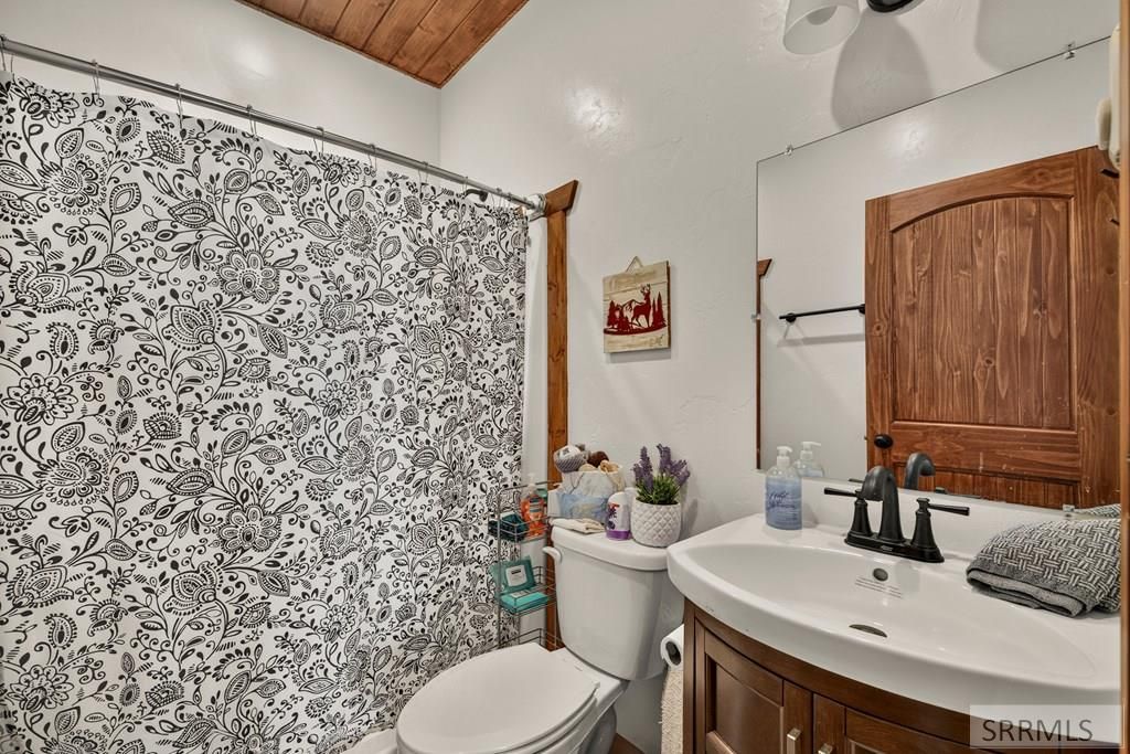 Image 15 of property listing at 3987 Joseph Drive, Island Park, ID 83429