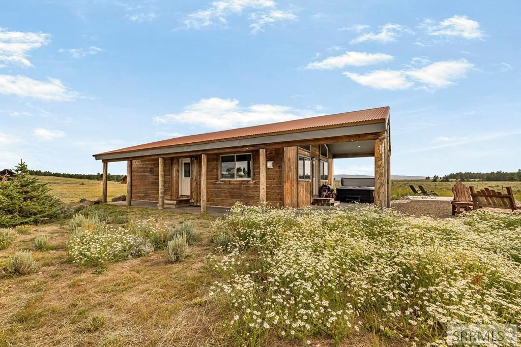 Image 33 of property listing at 3987 Joseph Drive, Island Park, ID 83429