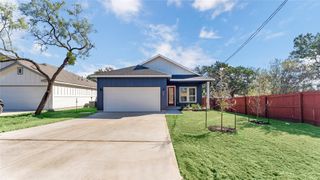 639 Magnolia LN, Cottonwood Shores, TX 78657