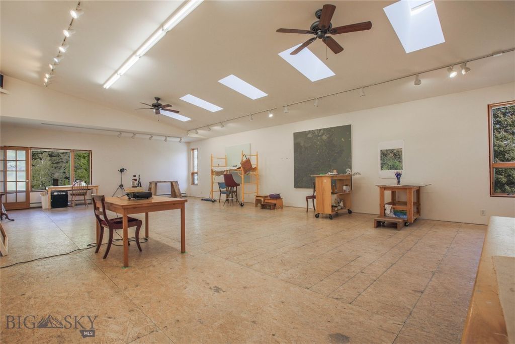 240 Tizer Lake Road, Jefferson City, MT 59638 photo 16