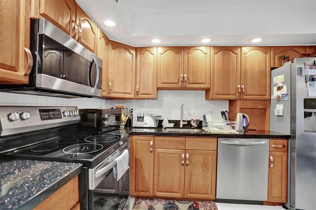 1034 NW 88th Avenue B-99, Plantation, FL 33322
