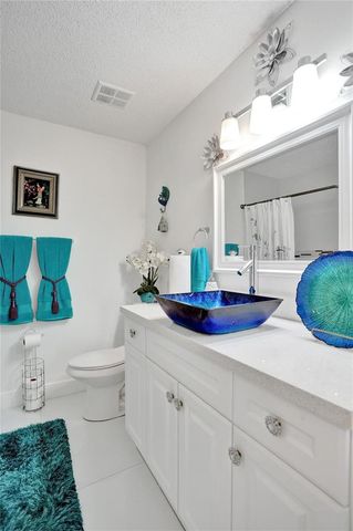 1034 NW 88th Avenue B-99, Plantation, FL 33322