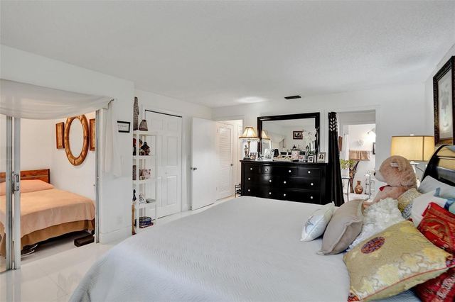 1034 NW 88th Avenue B-99, Plantation, FL 33322