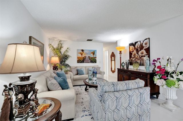 1034 NW 88th Avenue B-99, Plantation, FL 33322