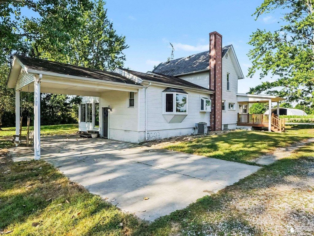 11484 Dennison Road, Milan, MI 48160