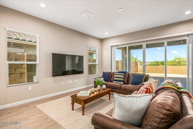 21926 N 61ST Way, Phoenix, AZ 85054