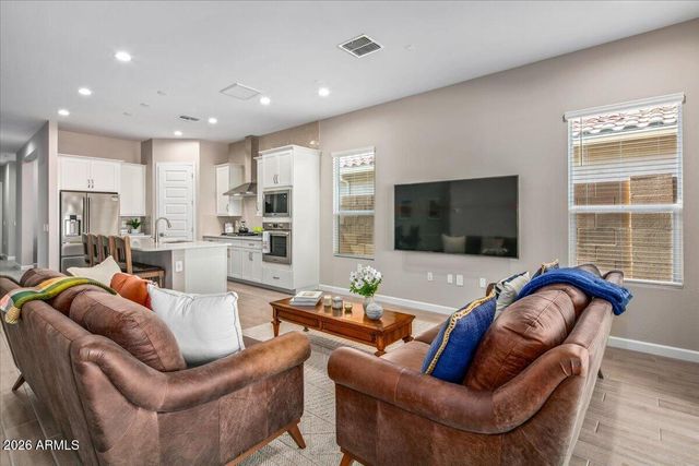 21926 N 61ST Way, Phoenix, AZ 85054