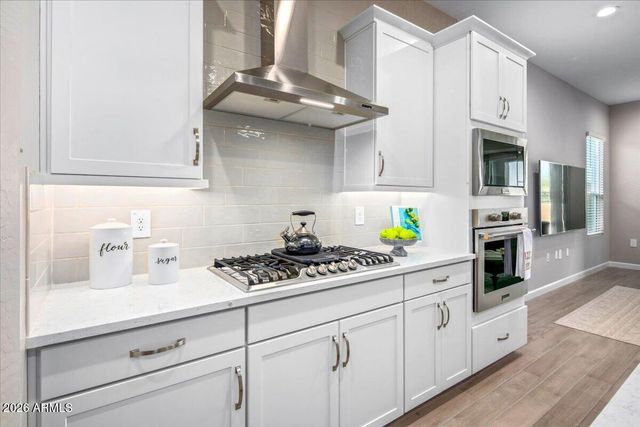 21926 N 61ST Way, Phoenix, AZ 85054