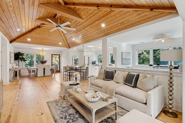 816 Palm Boulevard, Isle Of Palms, SC 29451