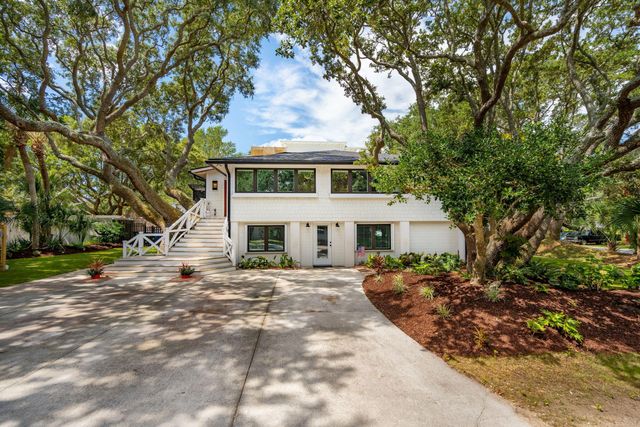 816 Palm Boulevard, Isle Of Palms, SC 29451