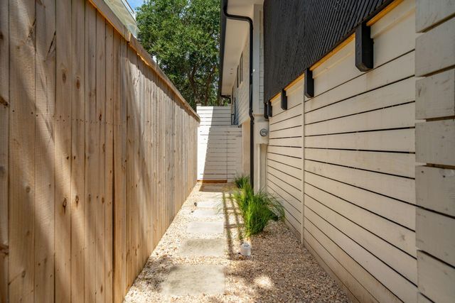 816 Palm Boulevard, Isle Of Palms, SC 29451