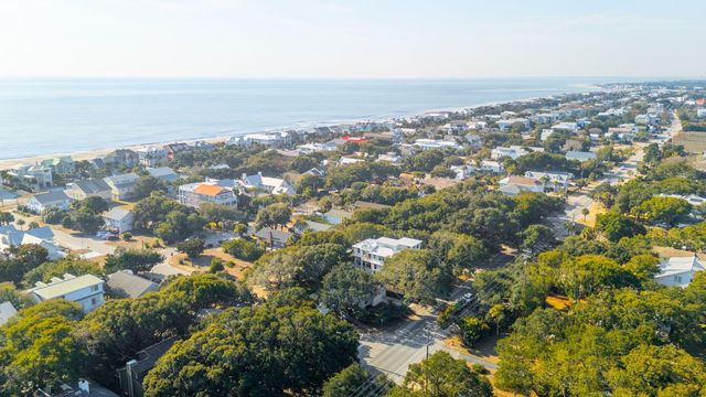 816 Palm Boulevard, Isle Of Palms, SC 29451