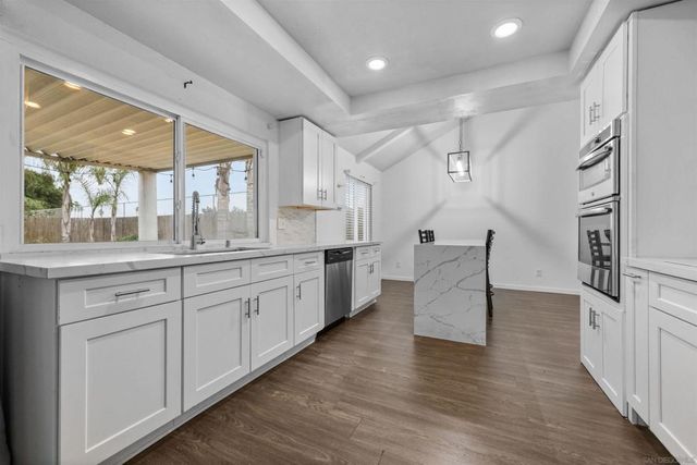 320 E Palommar Street, Chula Vista, CA 91911