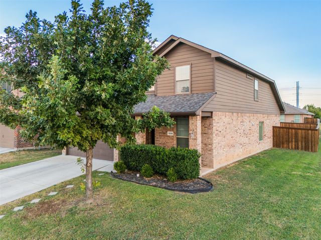 1220 Freestone Court, Fort Worth, TX 76179