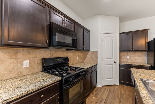 1220 Freestone Court, Fort Worth, TX 76179