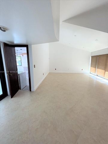 10020 SW 91st Terrace, Miami, FL 33176