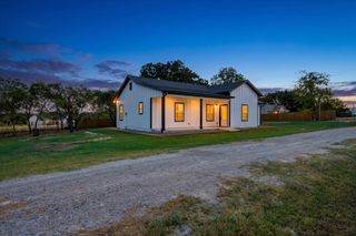 750 Jay Bird Lane, Reno, TX 76082
