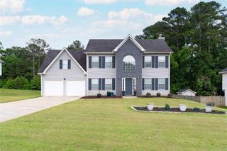 107 Barrington Parkway, Stockbridge, GA 30281