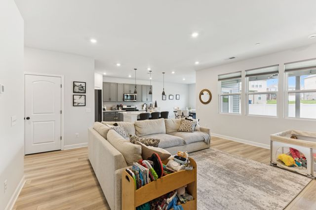 903 Carnation Dr, Smyrna, TN 37167