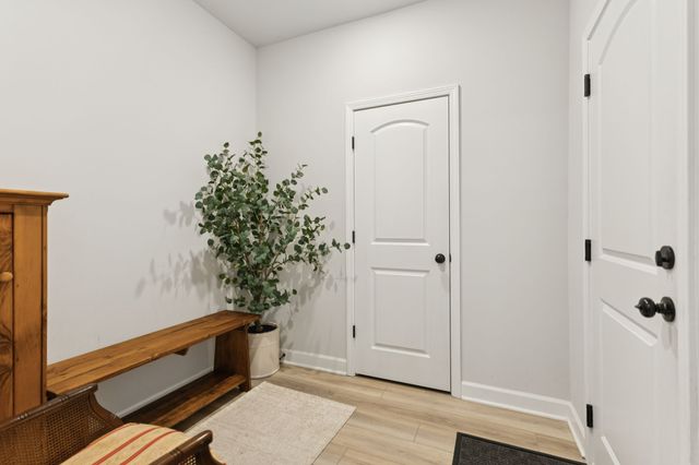 903 Carnation Dr, Smyrna, TN 37167