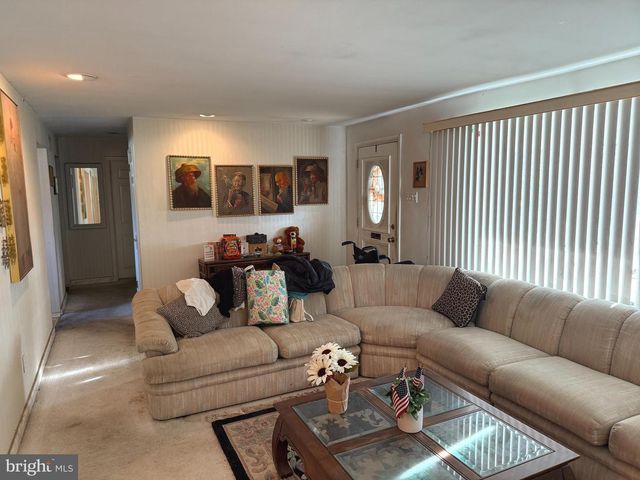 5015 FITLER ST, Philadelphia, PA 19114