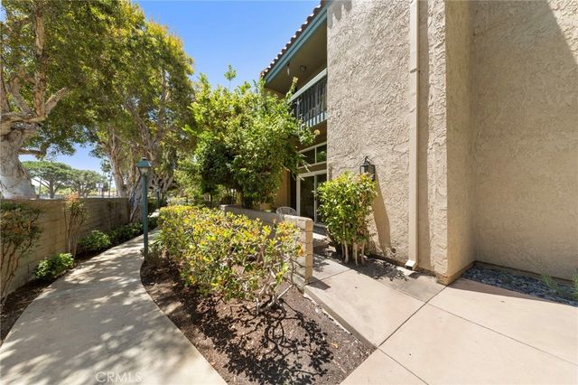 1028 Palo Verde Avenue, Long Beach, CA 90815