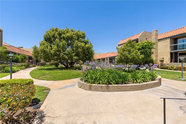 1028 Palo Verde Avenue, Long Beach, CA 90815