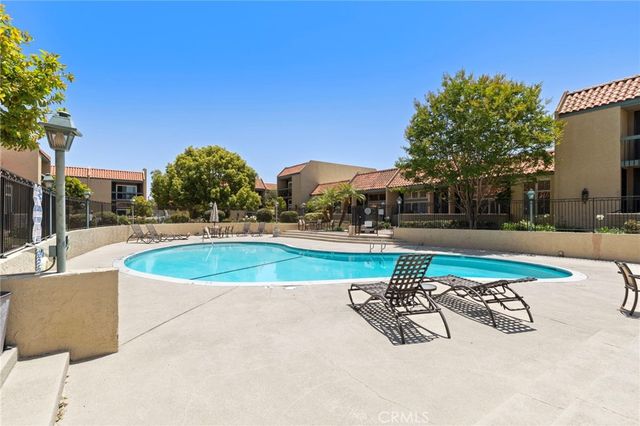 1028 Palo Verde Avenue, Long Beach, CA 90815