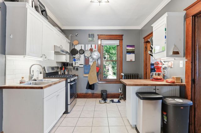 1162 Thomas Avenue, Saint Paul, MN 55104
