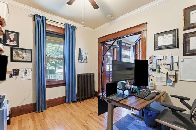 1162 Thomas Avenue, Saint Paul, MN 55104