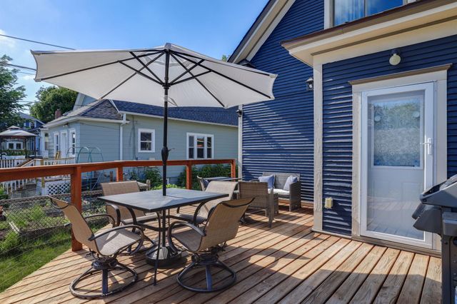 1162 Thomas Avenue, Saint Paul, MN 55104