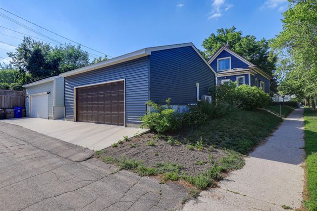 1162 Thomas Avenue, Saint Paul, MN 55104