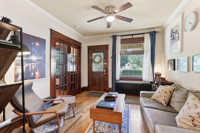 1162 Thomas Avenue, Saint Paul, MN 55104