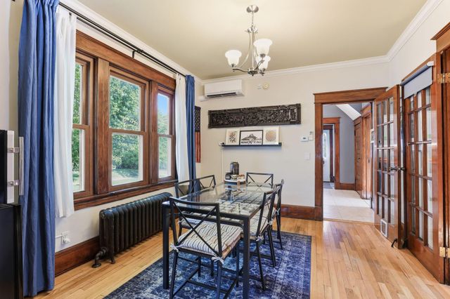 1162 Thomas Avenue, Saint Paul, MN 55104
