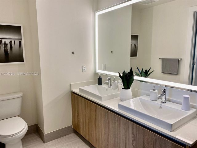 2960 NE 207th Street 517, Aventura, FL 33180
