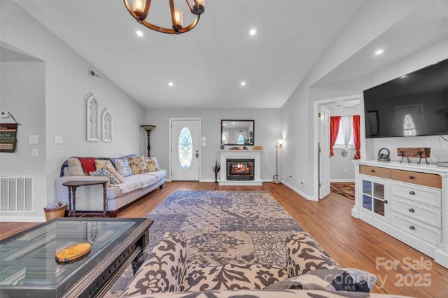 5158 Jenkins Road, Morganton, NC 28655