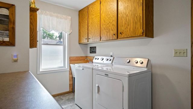 2229 Orchard Place, Eau Claire, WI 54703