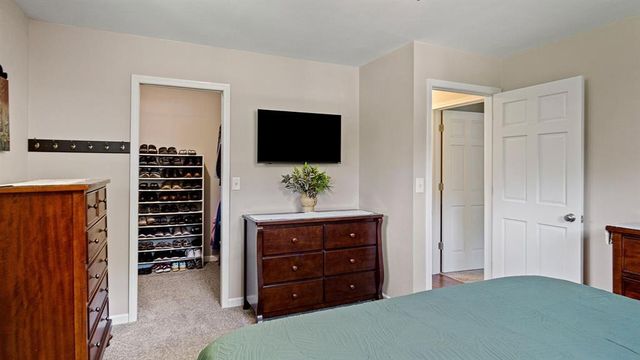 2229 Orchard Place, Eau Claire, WI 54703