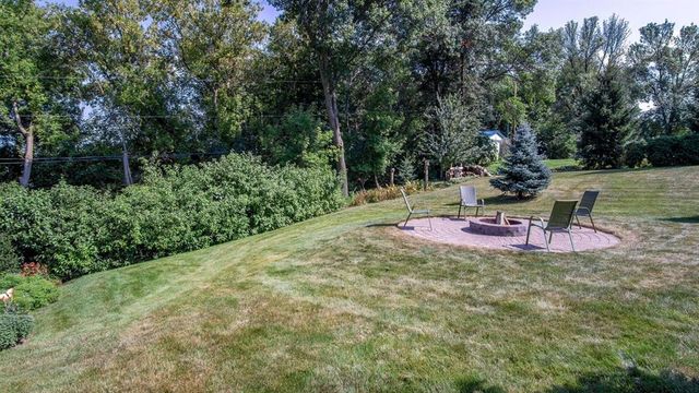 2229 Orchard Place, Eau Claire, WI 54703